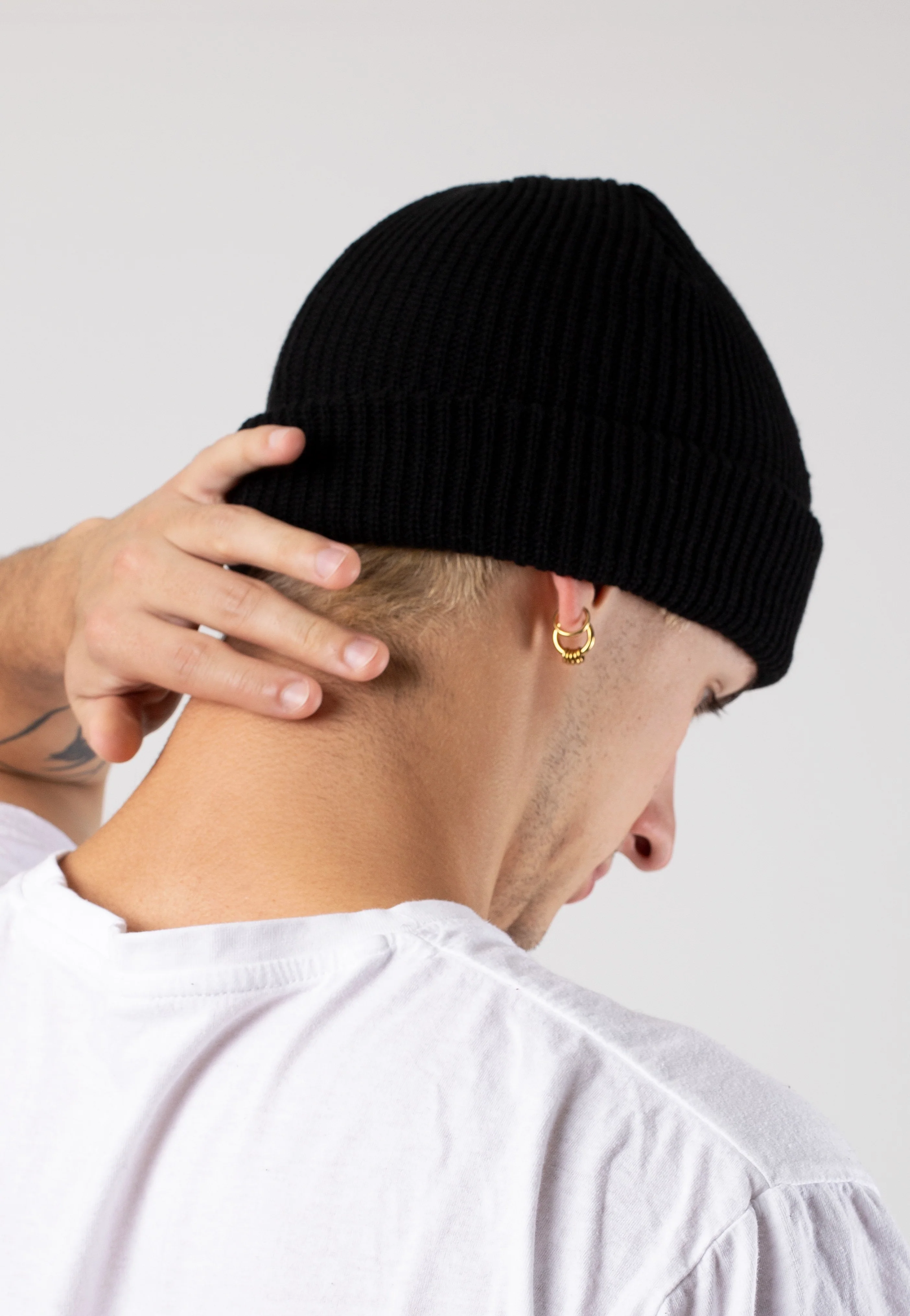 V Ent Noa Deane Black - Beanie - Image 4