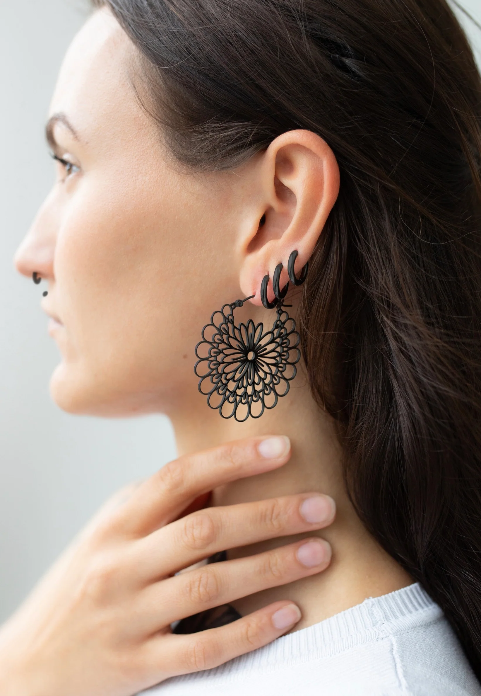 Daisy - Earrings - Image 4